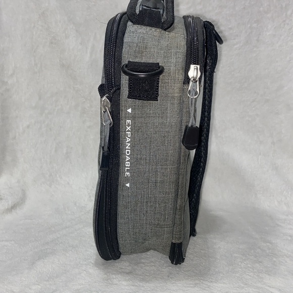 Tommy Bahama Expandable Lunch Pack Grey - Picture 6 of 11